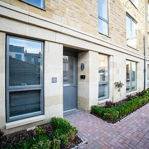 Lambert House Two Apartment Harrogate
